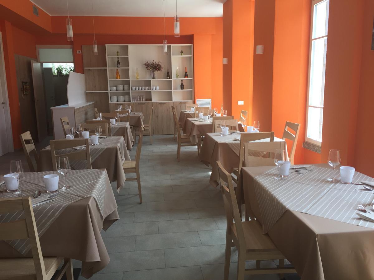 La Vecchia Scuola Bed & Breakfast Villa d'Allegno Exterior photo